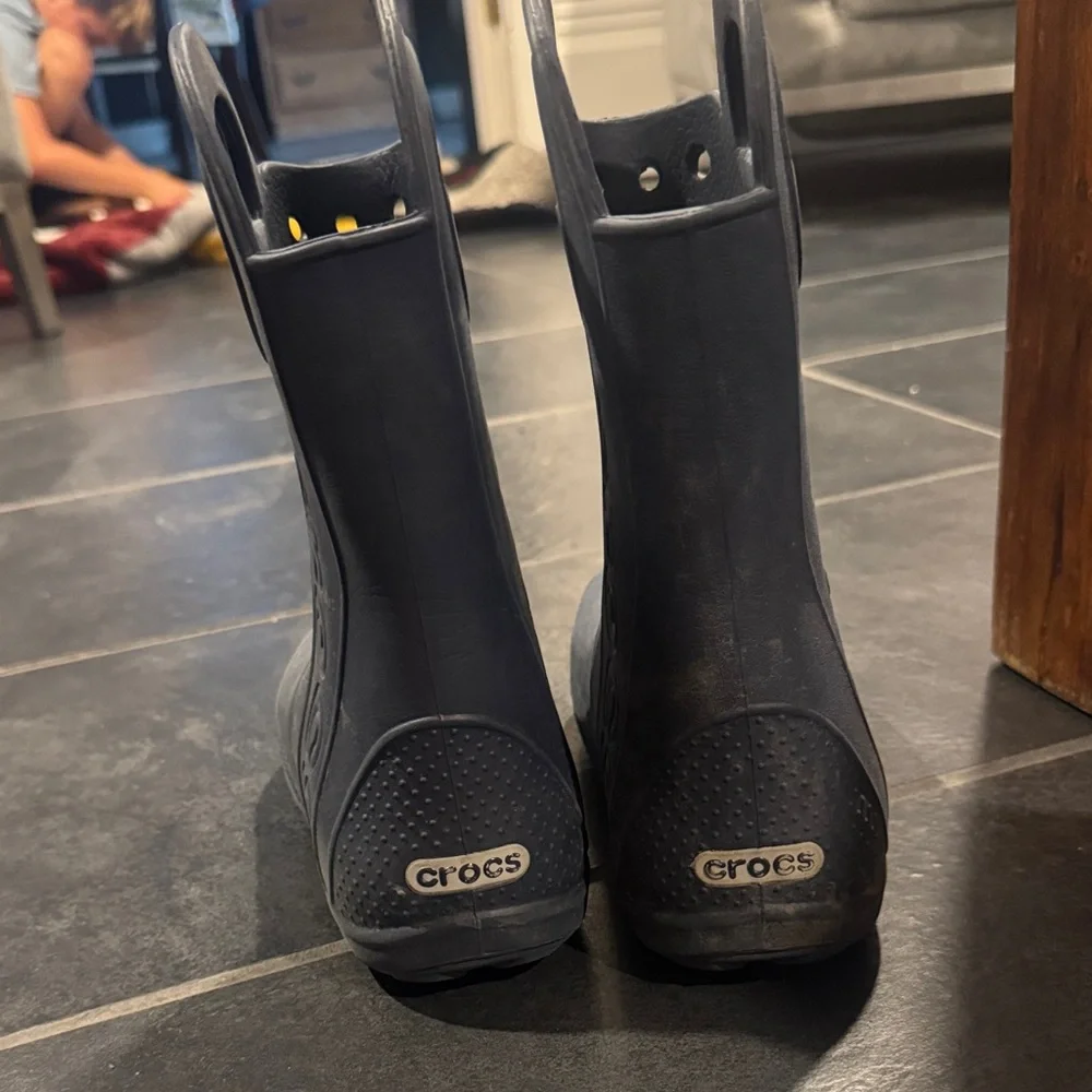 CROCS Kids Blue Rain Boots - Picture 2 of 4